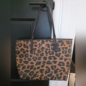 NWT Coach Leopard Print Tote Bag